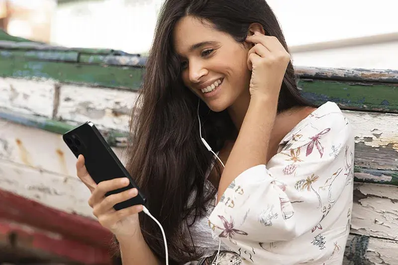Jak pobrać muzykę z SoundCloud na Androida – proste sposoby i porady