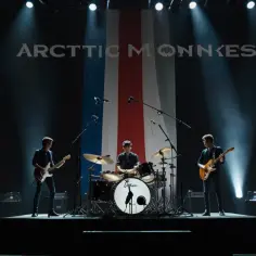 Arctic Monkeys zobaczą się z Polską? Ostatnia szansa na koncert!