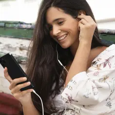 Jak pobrać muzykę z SoundCloud na Androida – proste sposoby i porady