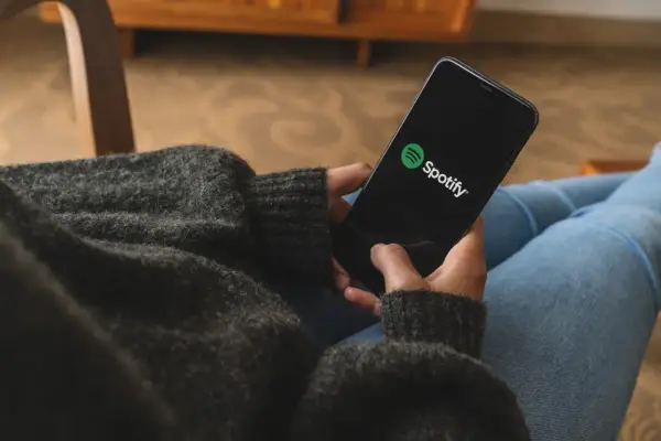Jak używać Spotify na telefonie – proste kroki, aby nie zgubić się w aplikacji